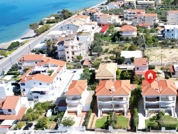 Image No.3-Jumelé de 3 chambres à vendre à Xylokastro