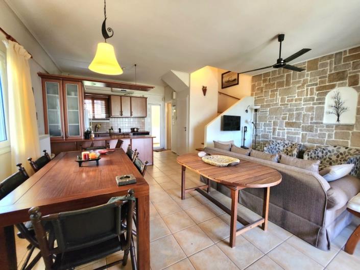 Image No.10-Jumelé de 3 chambres à vendre à Xylokastro