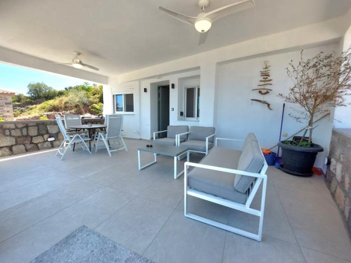 Image No.9-2 Bed Villa / Detached for sale