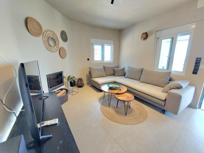 Image No.25-2 Bed Villa / Detached for sale