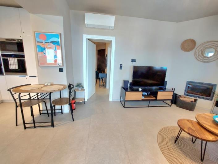 Image No.16-2 Bed Villa / Detached for sale