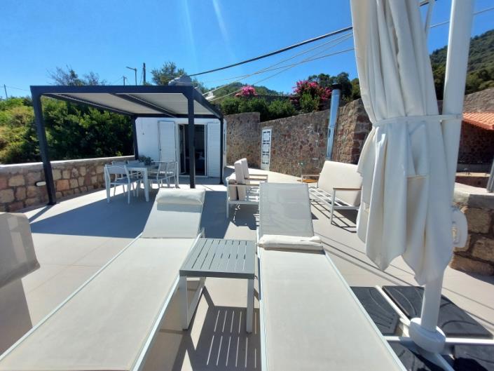 Image No.27-2 Bed Villa / Detached for sale