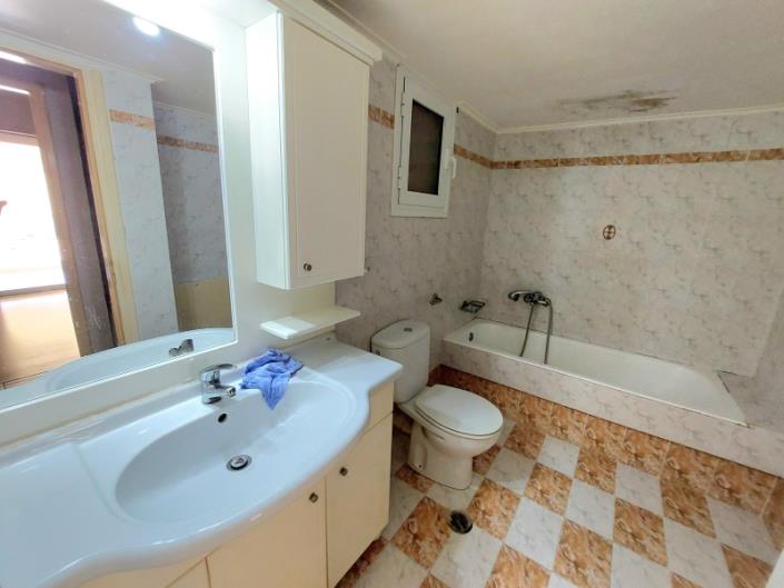 Image No.17-2 Bed Apartment for sale