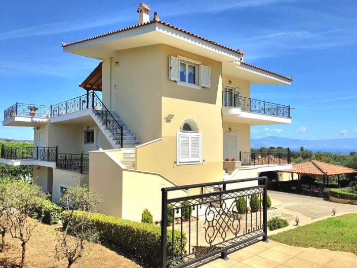 Image No.23-Maison / Villa de 7 chambres à vendre à Corinthia