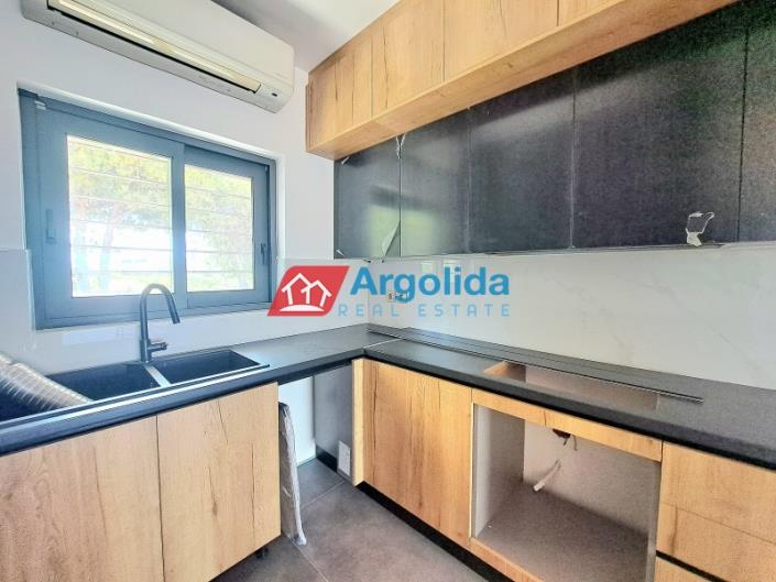 Image No.18-Maison de 4 chambres à vendre à Corinthia