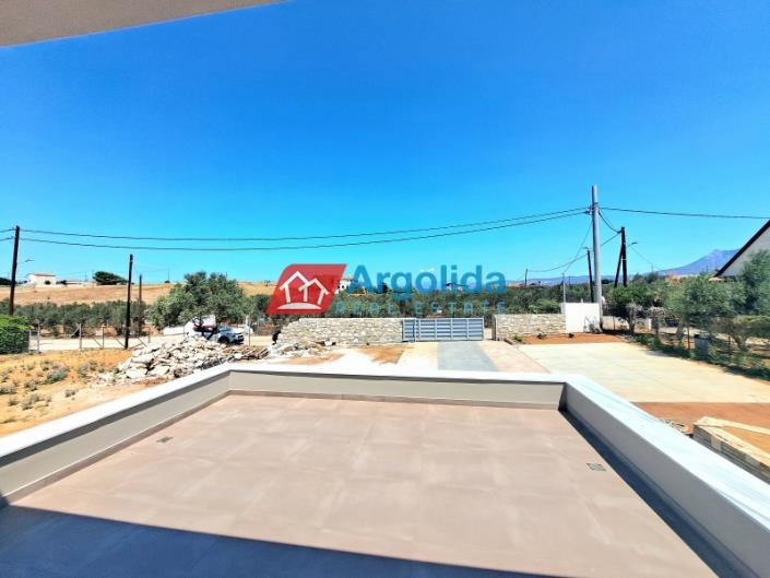 Image No.27-Maison de 4 chambres à vendre à Corinthia