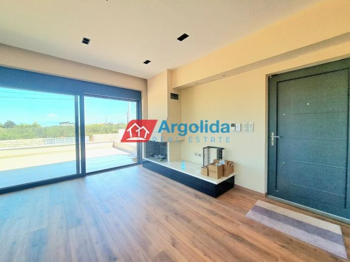 Image No.22-Maison de 4 chambres à vendre à Corinthia