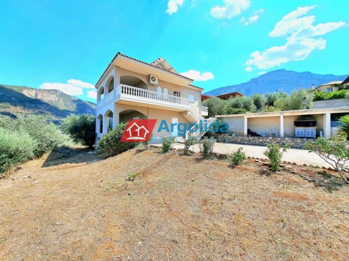 Image No.4-5 Bed House for sale