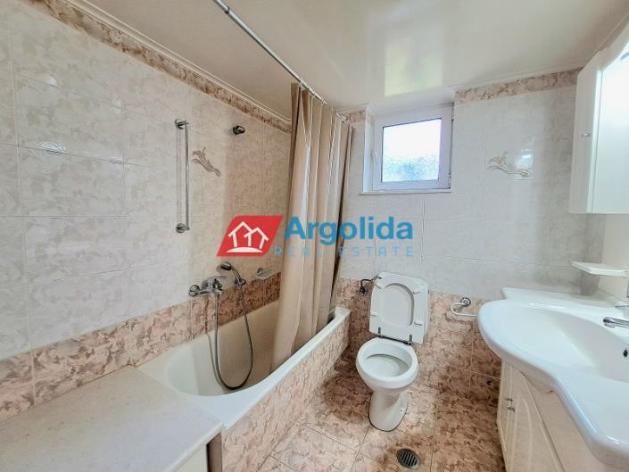 Image No.27-5 Bed House for sale