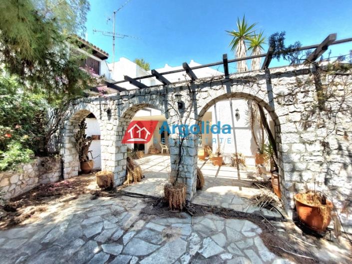 Image No.3-Maison de 4 chambres à vendre à Solygeia