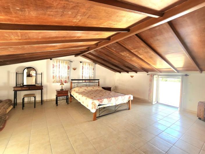 Image No.23-Maison de 4 chambres à vendre à Vrahati