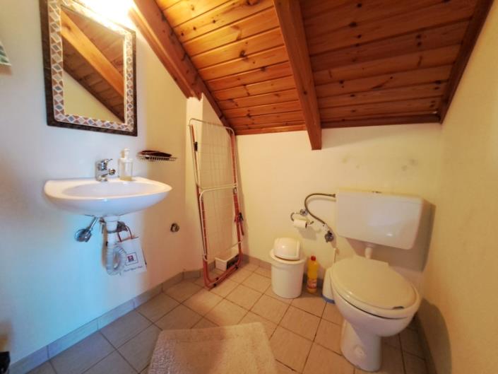 Image No.14-2 Bed Maisonette for sale