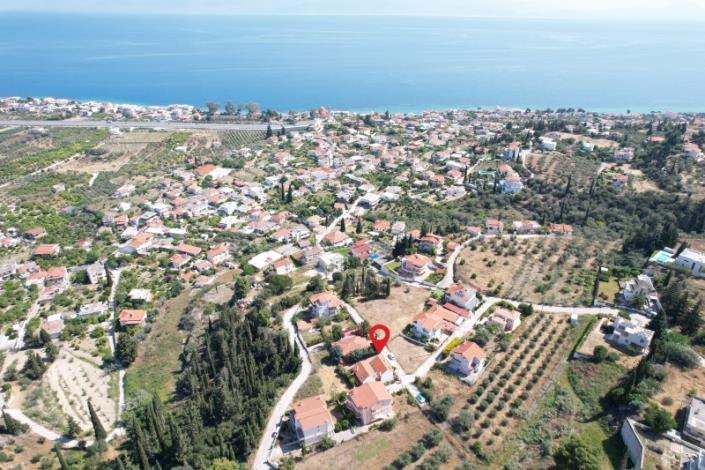 Image No.24-2 Bed Maisonette for sale