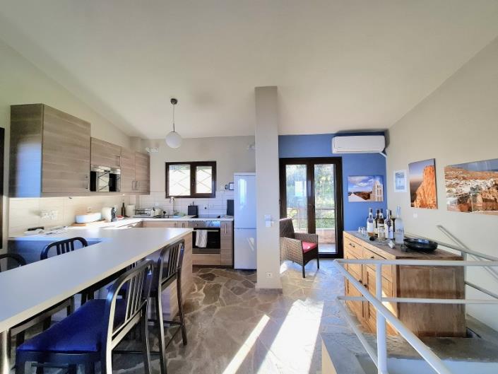 Image No.8-3 Bed House for sale