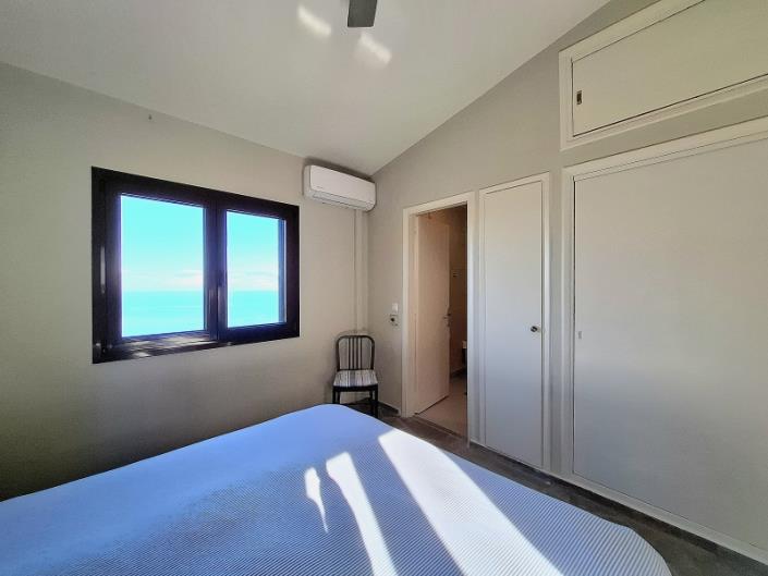 Image No.25-3 Bed House for sale