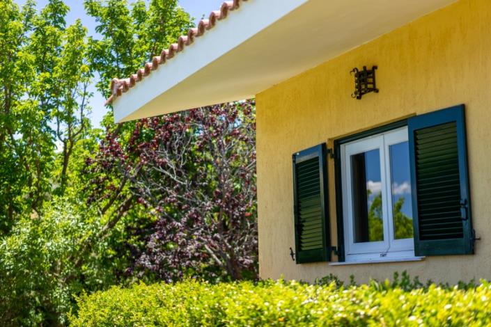 Image No.25-4 Bed House for sale