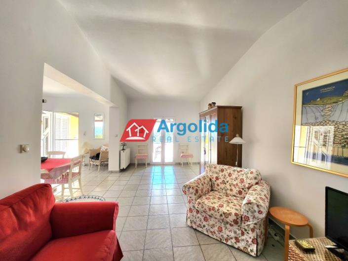 Image No.4-Maison de 3 chambres à vendre à Asini