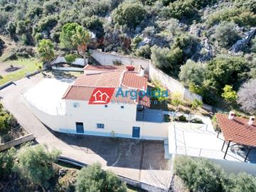 Maison de 3 chambres à vendre à Asini