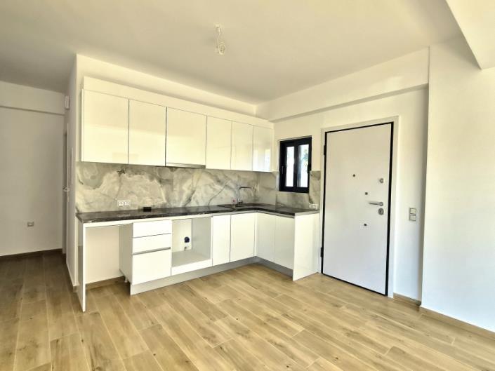 Image No.14-2 Bed Maisonette for sale