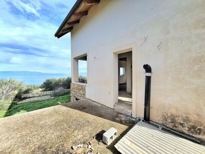 Image No.24-4 Bed House for sale