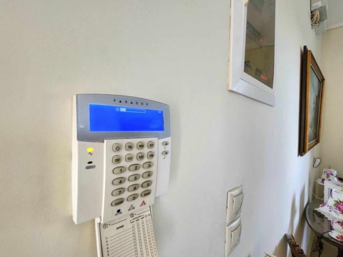 Image No.10-4 Bed House for sale