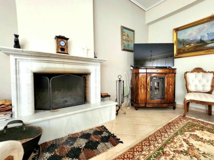 Image No.13-4 Bed House for sale