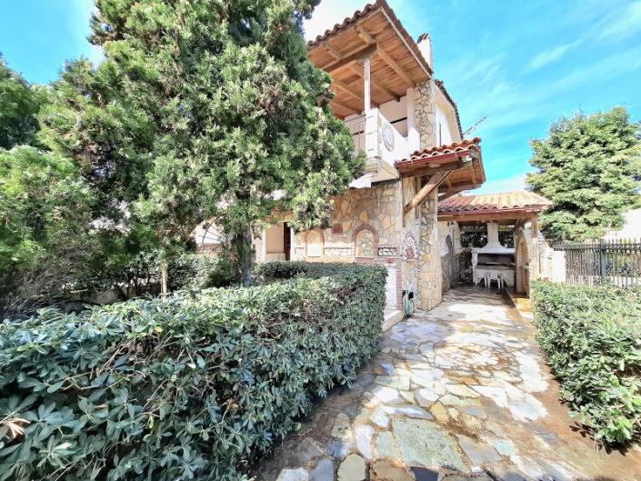 Image No.21-2 Bed Semi-Detached for sale