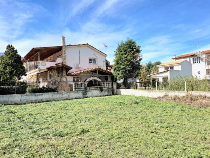 Image No.23-2 Bed Semi-Detached for sale