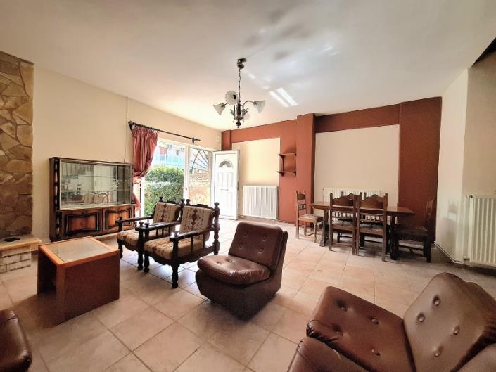 Image No.14-2 Bed Semi-Detached for sale