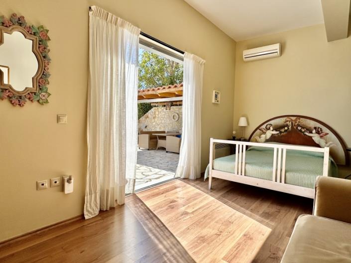 Image No.30-3 Bed Villa for sale