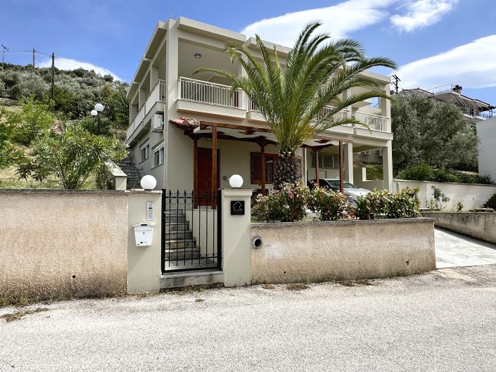 Image No.1-Maison / Villa de 4 chambres à vendre à Nafplio