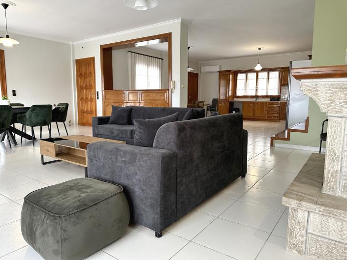 Image No.11-4 Bed House/Villa for sale