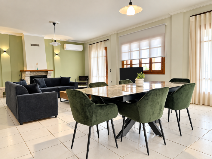 Image No.11-4 Bed House/Villa for sale