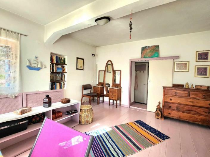 Image No.20-4 Bed Country House for sale