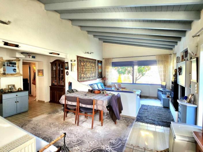 Image No.9-4 Bed Country House for sale