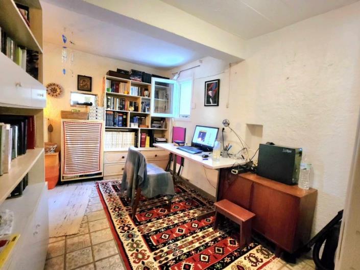 Image No.18-4 Bed Country House for sale