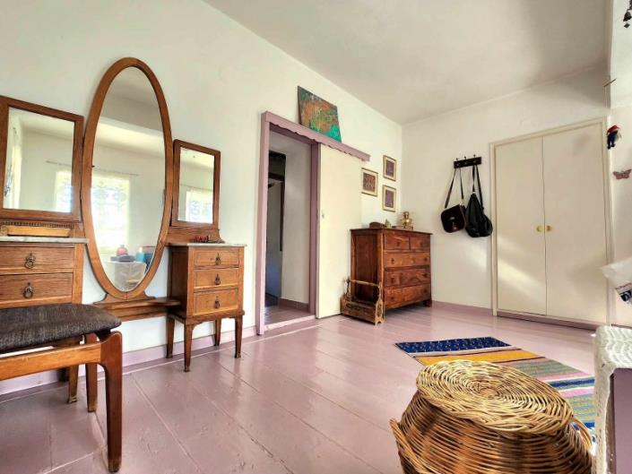 Image No.22-4 Bed Country House for sale