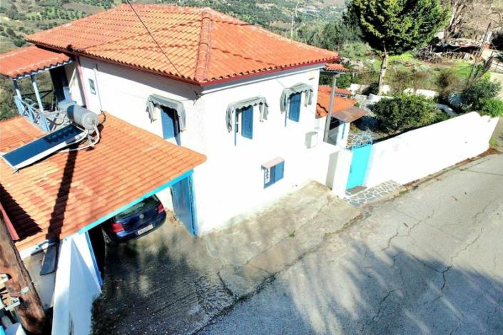 Image No.1-Maison de campagne de 4 chambres à vendre à Péloponnèse