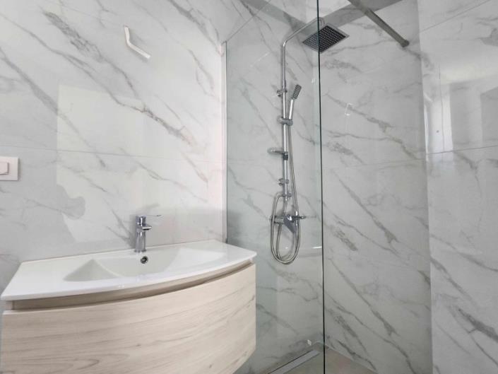 Image No.30-3 Bed House for sale