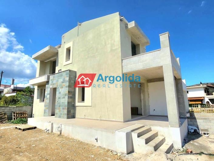 Image No.26-2 Bed House for sale