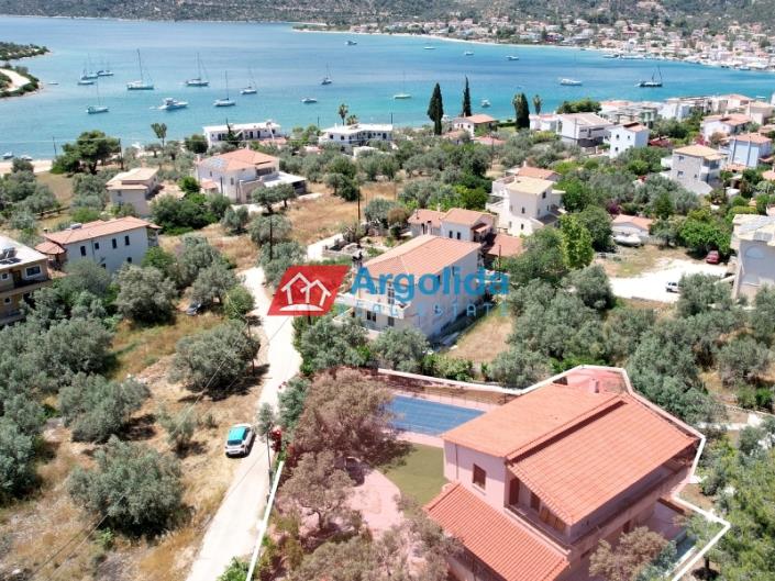 Image No.6-3 Bed House for sale