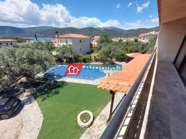 Image No.13-3 Bed House for sale