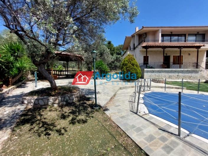 Image No.19-3 Bed House for sale