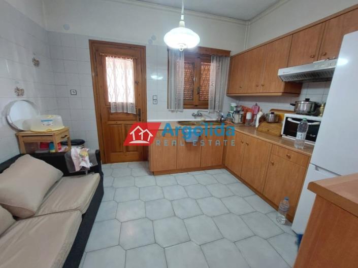 Image No.20-3 Bed House for sale
