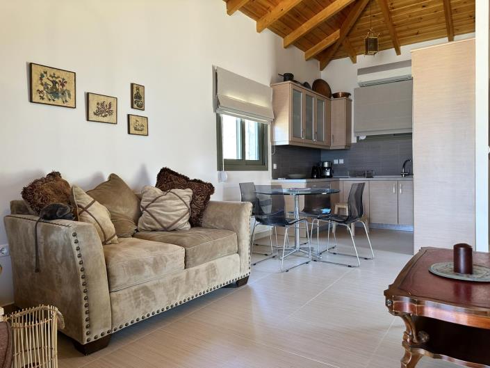 Image No.9-Maison / Villa de 4 chambres à vendre à Kiveri