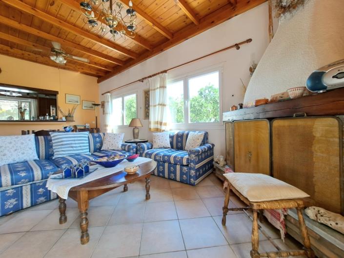 Image No.11-4 Bed House for sale