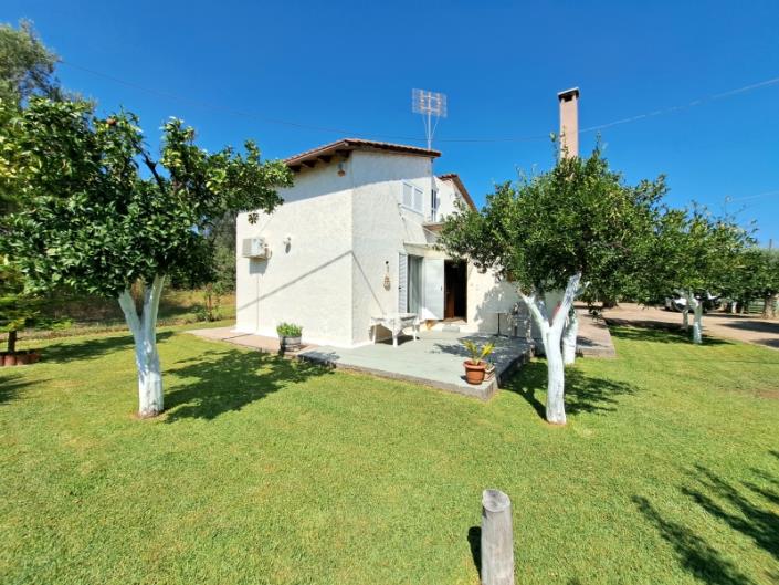 Image No.1-4 Bed House for sale