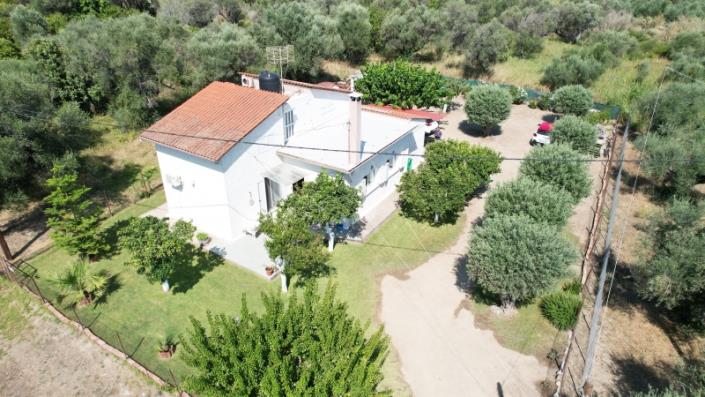 Image No.25-4 Bed House for sale