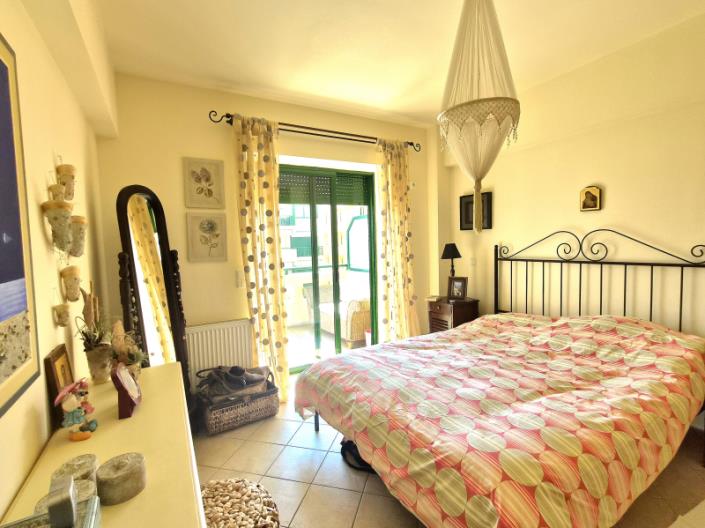 Image No.28-2 Bed Apartment for sale