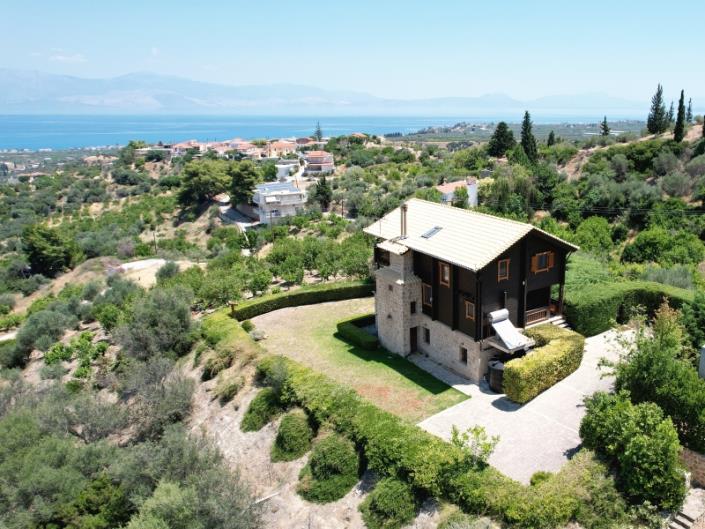 Image No.3-Villa / Détaché de 4 chambres à vendre à Xylokastro